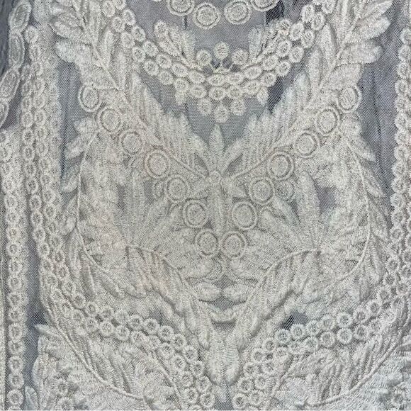 Vintage Y2K Capri Embroidered Lace Sheer Cami Tank Top Size Medium - Picture 11 of 13